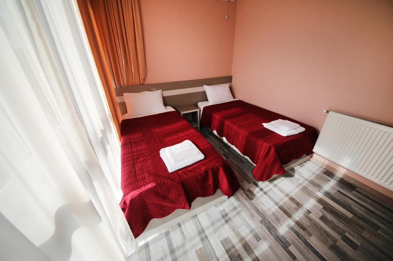 Hotel Tamari Kutaisi Esterno foto