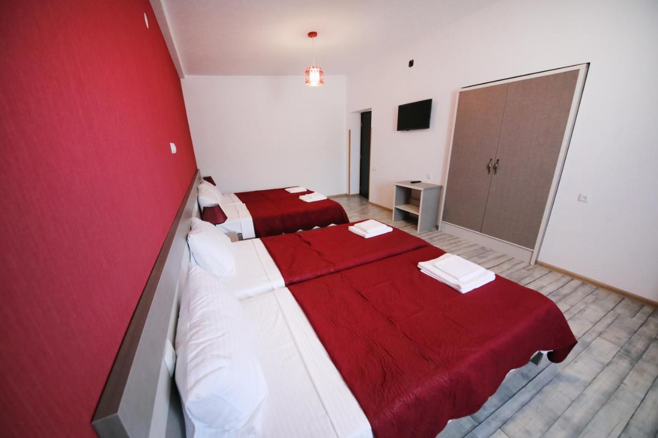 Hotel Tamari Kutaisi Esterno foto